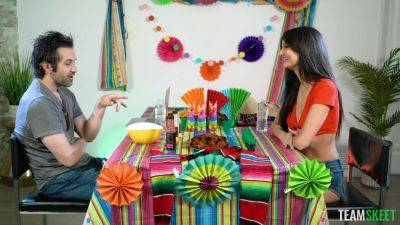 Eliza Ibarra - Donnie Rock - Eliza Ibarra & Donnie Rock in Hot wings & Spicy things - TeamSkeetAllStars - hotmovs.com