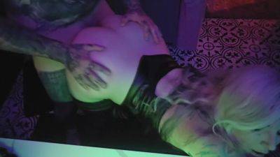 Fucking My Wife From Behind In The Bathroom - hclips.com