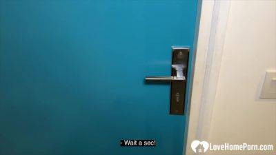 Cock pleasures with a pretty blonde chick - hotmovs.com