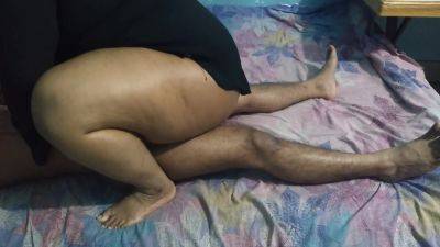 Indian Naughty Housewife Fucks With Neighbor - Hindi Sex - desi-porntube.com - India