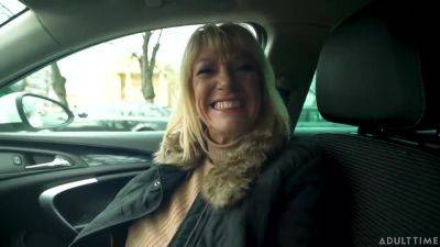 Amy Is A Mature, Blonde Woman Who Has A Thing For Fucking Much Younger Guys - hotmovs.com