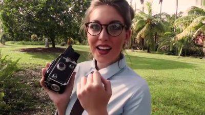 She Does It For Money - hotmovs.com