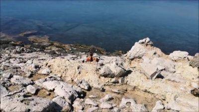 Best Beach Public Blowjob And Cumshoot - hotmovs.com - Czech Republic