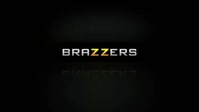 Siri-Ously Big Tits! With Siri Dahl, Keiran Lee - Brazzers - hotmovs.com