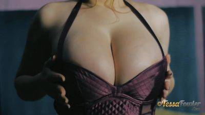 Tessa Fowler - Sexy Couch Remastered - hotmovs.com - Britain