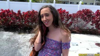 Vicki Chase - London Keyes - All Hands On Dick - RealityKings with Kalina Ryu, Steven Lucas, Vicki Chase, Angelina Chung, London Keyes - hotmovs.com