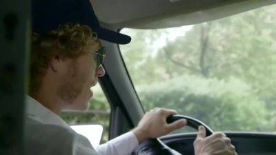 Veronica Rose And Vyxen Steel - Killer Kleavege From Outer Space - hotmovs.com