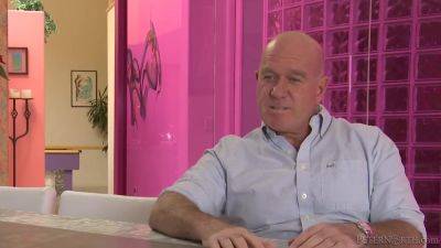 Kendall White - Dirty Stepdaddy - hotmovs.com