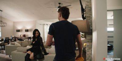 Behind the scenes with Mind Games - A wild brunette with huge tits and ass gets drilled hard! - sexu.com