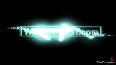 Big Tits Tied And Shocked - Kink - hotmovs.com