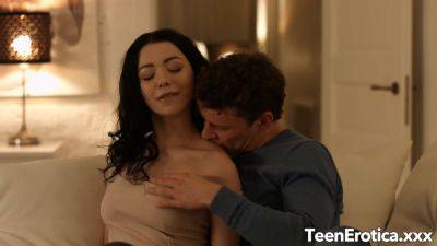 Emily Bender gets drilled hard while boyfriend films their hot date - sexu.com