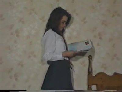 Annette 2 - hotmovs.com - Britain