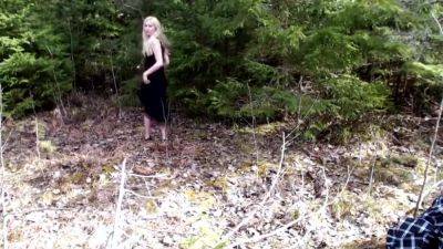 Masturbates In The Woods - hotmovs.com