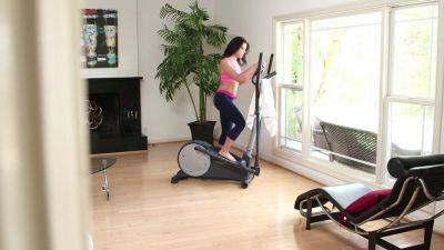 Adriana Chechik - Adriana Chechik gets her big ass drilled by stepbro in hot POV action - sexu.com