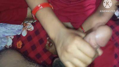 Indian Bhabhi Sucking Cock Cum In Mouth Closeup Sucking - desi-porntube.com - India