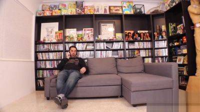 Spell On Roommate - hotmovs.com