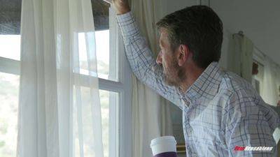 Steve Holmes - Britney Light gets down & dirty with her dad's best friend Steve Holmes - sexu.com