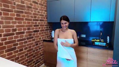 Butt Darkhaired darling Vagina Banging Dildo And Orgasm - hotmovs.com