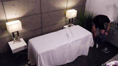 Horny Sex Video Fantastic Pretty One With Valentina Nappi And Lauren Phillips - hotmovs.com