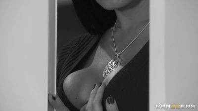 Nikita Von-James - It's Fair Play In A Threeway With Vanilla Deville, Nikita Von James, Mr. Pete - Brazzers - hotmovs.com - Russia