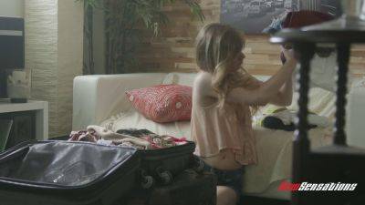 Ivy Wolfe - Ivy Wolfe's Stepsis needs her stepbrother's massive cock to stay in the game! - sexu.com