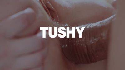 Big Titty White Chick Gets Double Teamed By Bbcs - hotmovs.com