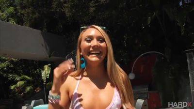 Crazy Gangbang And Bukkake With Aj Applegate - hotmovs.com