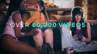 Jessa Rhodes And Aspen Rae - Hot 69 With Gorgeous And During Therapy That Gets Naughty - hotmovs.com