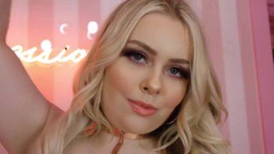 Haley Spades - Haley Spades First Anal Scene - videooxxx.com