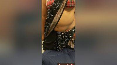 Low Hip And Navel Fantasy Role Play - desi-porntube.com