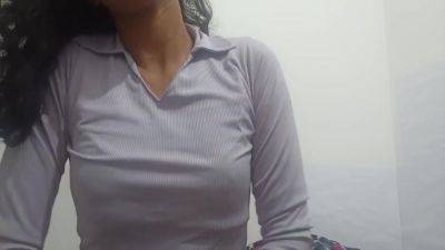 Bridget Is One Sexy Solo Babe! Solo - desi-porntube.com