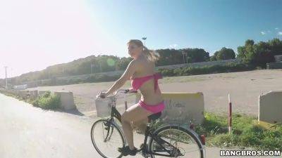 Katerina Hartlova - Katerina Hartlova In Busty Katrina On Wheels - upornia.com