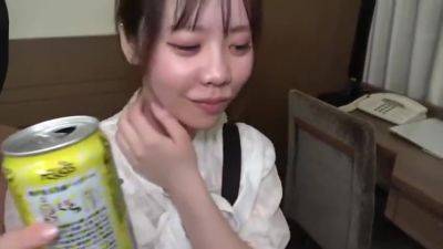 A Beautiful Woman Who Was An International Airline Flig - upornia.com