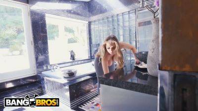 Lena Paul - Lena Paul's Perfect Tits & Big Ass Get a Wild Ride in BANGBROS HD Porn - sexu.com