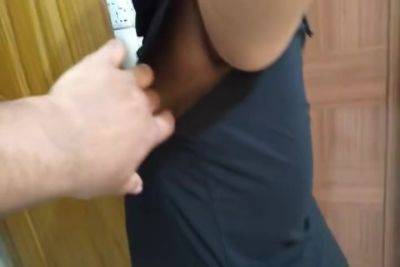 Saudi Maid Fucked By Hotel Guy! - videomanysex.com - Saudi Arabia