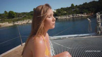 Alexis Crystal - Castaway Mystery With Alexis Crystal - upornia.com