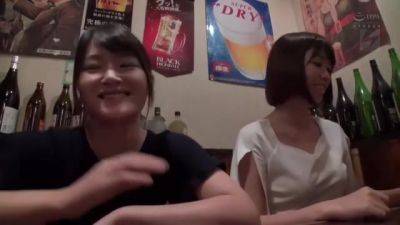 06202,A woman who is fucked and writhes in agony - txxx.com