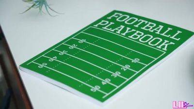 Liz Jordan - Maya Woulfe - L L, Liz Jordan And Maya Woulfe In Lilsis Theres No I In Team - upornia.com - Jordan