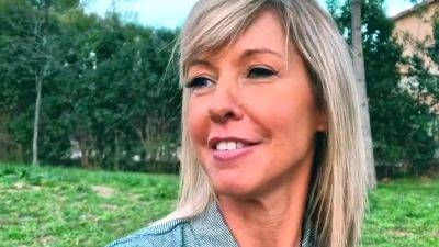 Kyara takes Emmy to total lust... - hotmovs.com