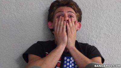 Karlee Grey - Karlee Grey takes on a massive black rod while her cuckold boyfriend watches in awe - sexu.com