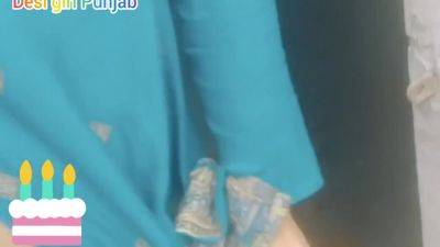 Desi Vlog Hot Urdu - desi-porntube.com