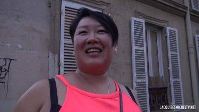 Celine A. & Zoe (22) - Zoe, 22, Dominates Celine! - hotmovs.com