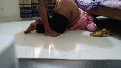 Punjabi Hijab With Huge Ass & Big Boobs Stuck Under Bed When She Sweeping Then I Fuck Her Anal & Help (next Day Again Sex) - desi-porntube.com