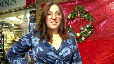 Lily's delusions, 19, are accelerating! - hotmovs.com