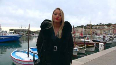 An atomic bomb in Cassis! - hotmovs.com