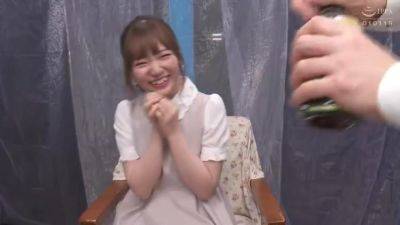 VYQ209-EZQWKFYVEE852236956 - hclips.com - Japan