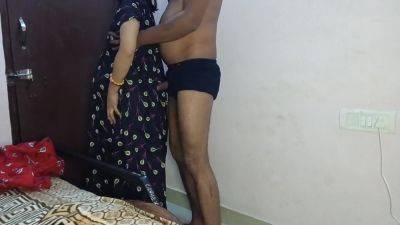 Bhabi Room Khol Kar Room Me Gai Dewar Pele Se Tyar Thaa Room Me - upornia.com