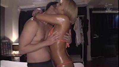 01941,Woman writhing in lewd play - txxx.com