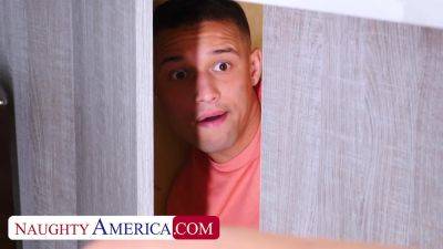 Sexy milf Madison Lust sexually pleases herself on a big cock - hotmovs.com