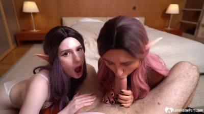 Two Elves Suck A Big Hard Pole - hclips.com